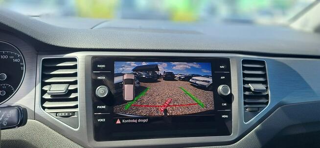 Volkswagen Golf Sportsvan automat CLimatronic mały przebieg duza navi