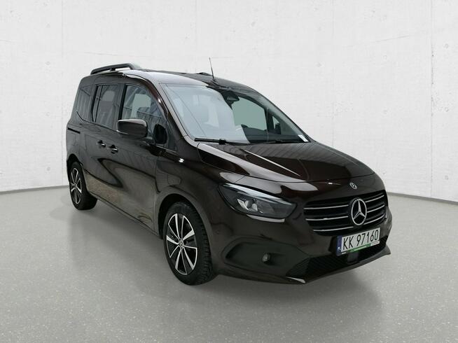 Mercedes T 180 d