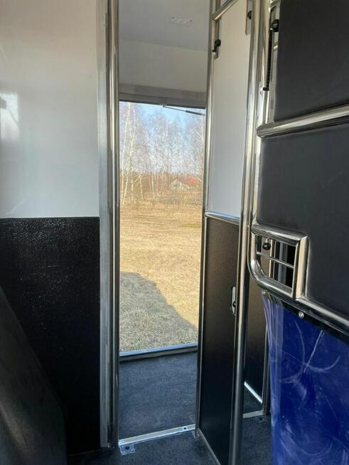 Koniowóz Peugeot Boxer, Zabudowa 2025r