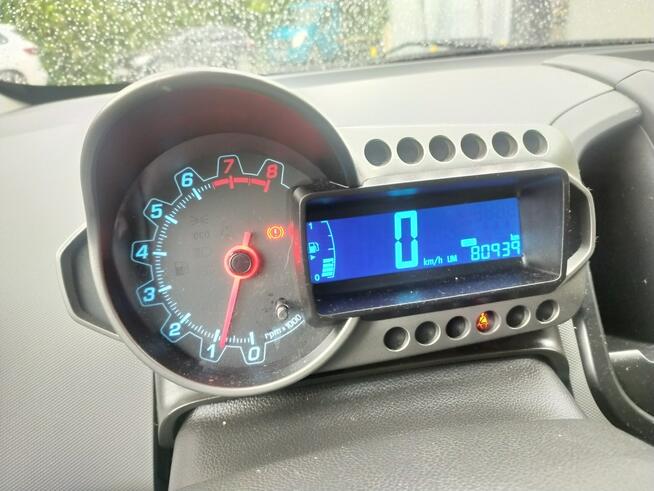 Chevrolet Aveo Ekonomiczny, nowoczesny i niezawodny samochód w atrakcyjnej cenie.