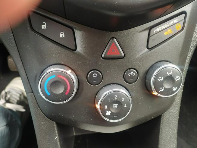 Chevrolet Aveo Ekonomiczny, nowoczesny i niezawodny samochód w atrakcyjnej cenie.