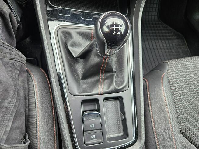 Seat Leon FR / Niski przebieg / Nawigacja / Klimatronic / Tempomat / 6 biegów