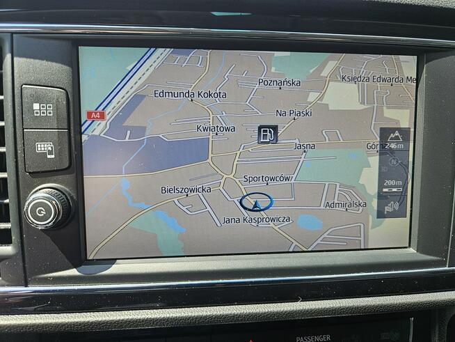 Seat Leon FR / Niski przebieg / Nawigacja / Klimatronic / Tempomat / 6 biegów