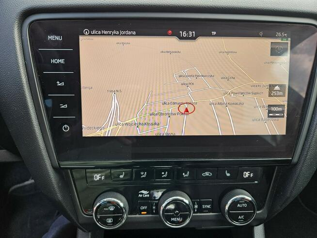 Škoda Octavia Automat DSG / Nawigacja / Podgrzewane fotele / Tempomat / itp