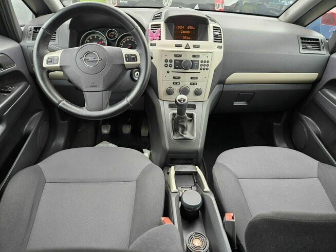 Opel Zafira 7 Foteli / Klimatyzacja / Czujniki parkowania / Komputer
