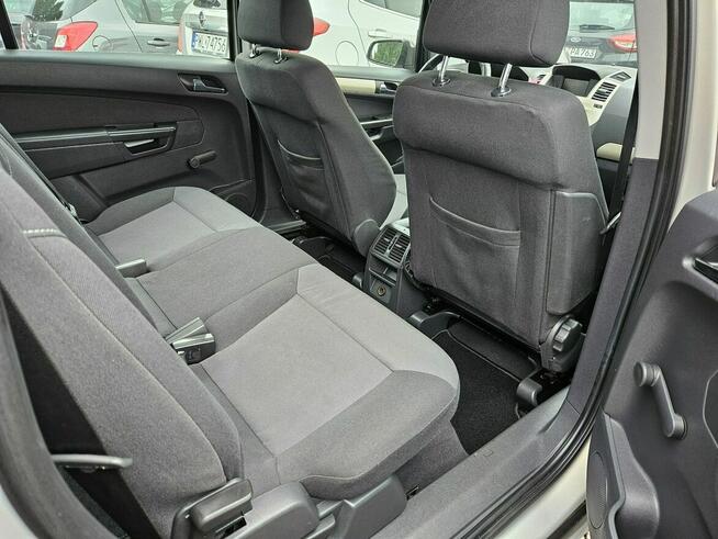 Opel Zafira 7 Foteli / Klimatyzacja / Czujniki parkowania / Komputer