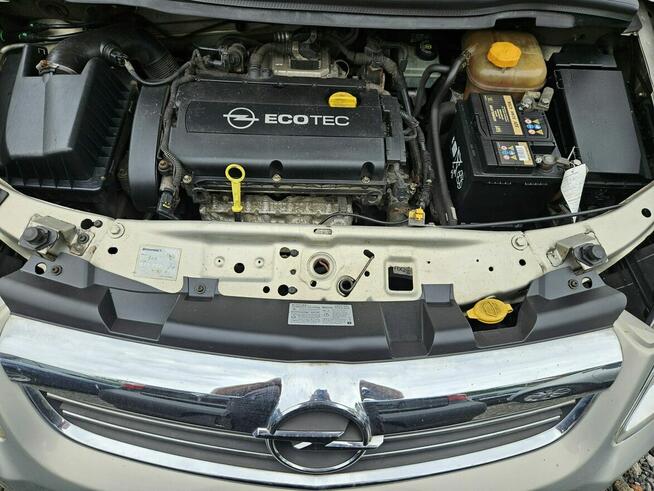 Opel Zafira 7 Foteli / Klimatyzacja / Czujniki parkowania / Komputer
