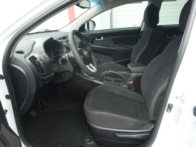 Kia Sportage 1,6i Navi Alu Klimatronik Ledy Opłacony Bezwypadkowy VIP Gwarancja