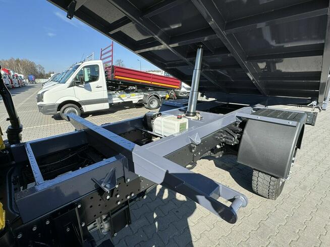 Mitsubishi Canter Fuso 4x4 17C18D 4.9/180KM Wywrotka 3-stronna Brygadówka DOKA 7 osób Klimatyzacja D