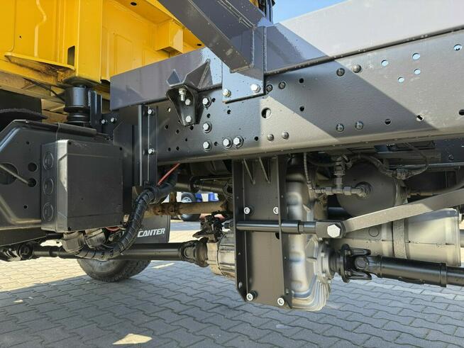 Mitsubishi Canter Fuso 4x4 17C18D 4.9/180KM Wywrotka 3-stronna Brygadówka DOKA 7 osób Klimatyzacja D