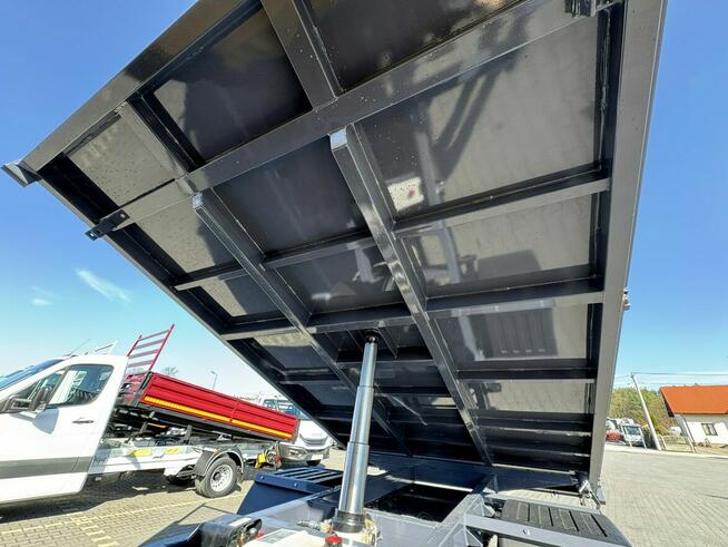 Mitsubishi Canter Fuso 4x4 17C18D 4.9/180KM Wywrotka 3-stronna Brygadówka DOKA 7 osób Klimatyzacja D