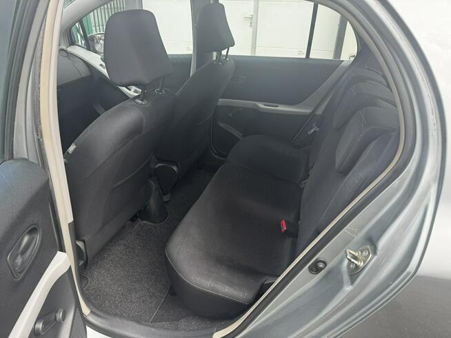 Toyota Yaris Raty/Zamiana Gwarancja bardzo ładny stan zadbana zdrowa