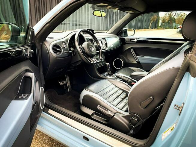 Volkswagen Beetle 2.0 220KM Cabrio R-line