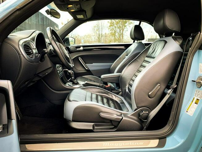 Volkswagen Beetle 2.0 220KM Cabrio R-line