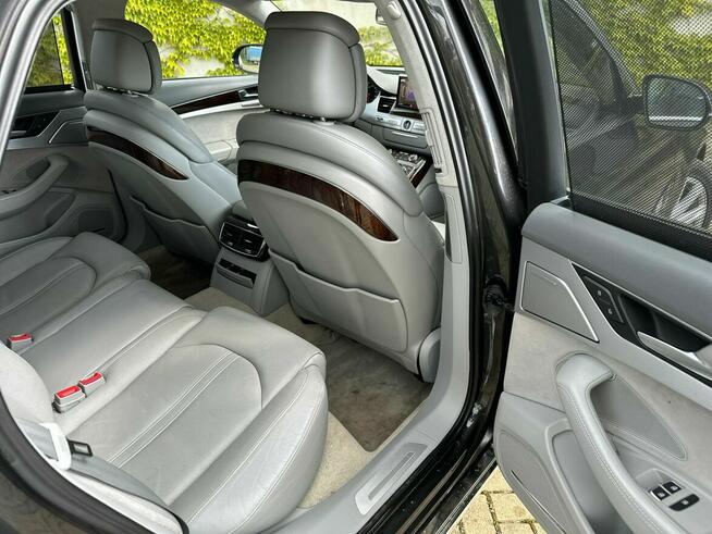 Audi A8 Faktura VAT 23% Salon Polska