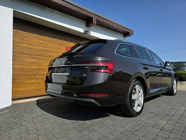 Škoda Superb serwis ASO, panorama, hak, FV23