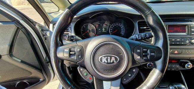 Kia Carens Zobacz opis !! 7 osob, !! W podanej cenie Roczna Gwarancja !!