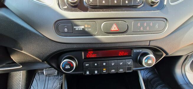 Kia Carens Zobacz opis !! 7 osob, !! W podanej cenie Roczna Gwarancja !!