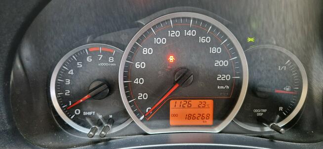Toyota Yaris Zobacz opis !! 1.3 Benzyna . W podanej cenie Roczna Gwarancja !!