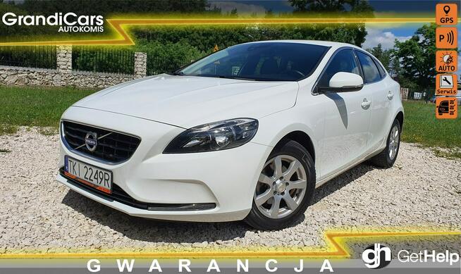 Volvo V40 2.0 D2 120KM # Momentum # Navi # Climatronic # Skóra # BIAŁY !!!