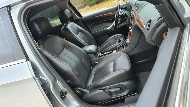 Ford Mondeo 2.0 16v 146KM # GHIA # NAVI # Climatronic # Parktronic # Skóra # IGŁA