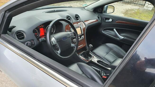 Ford Mondeo 2.0 16v 146KM # GHIA # NAVI # Climatronic # Parktronic # Skóra # IGŁA