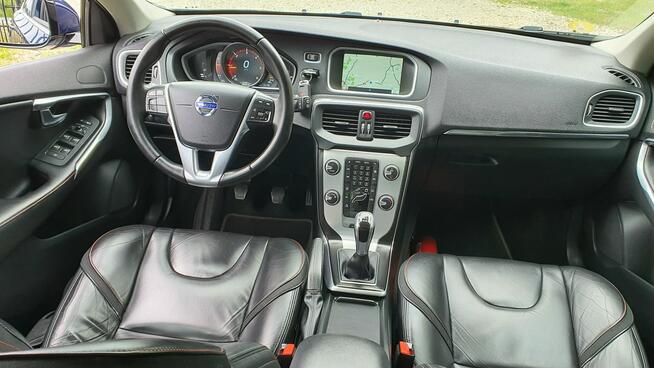 Volvo V40 2.0 D2 120KM # Ocean Race # NAVI # Xenon # Panorama # Skóra # IGŁA !!!