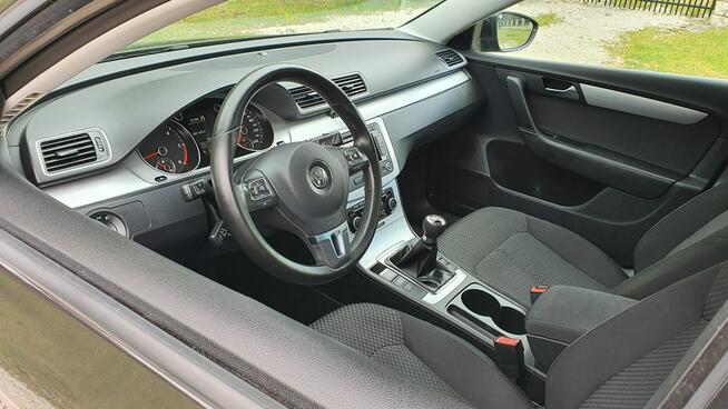Volkswagen Passat 1.6 TDI 105KM # Comfortline # Navi # Parktronic # Mocca # Zadbany !!!