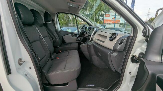 Renault Trafic 1.6D*121PS*OPŁACONY*Bezwypadkowy*BUS 3-Osoby*Serwis*GWARANCJA24