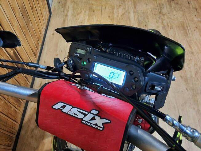 ASIX Inny xb-88 ASIX XB88 CROSS kros o pojemności 300 z 22 konnym silnikiem
