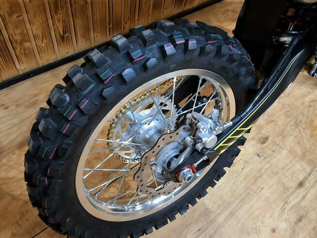 ASIX Inny xb-88 ASIX XB88 CROSS kros o pojemności 300 z 22 konnym silnikiem