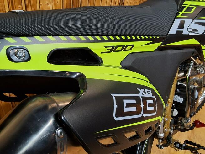 ASIX Inny xb-88 ASIX XB88 CROSS kros o pojemności 300 z 22 konnym silnikiem