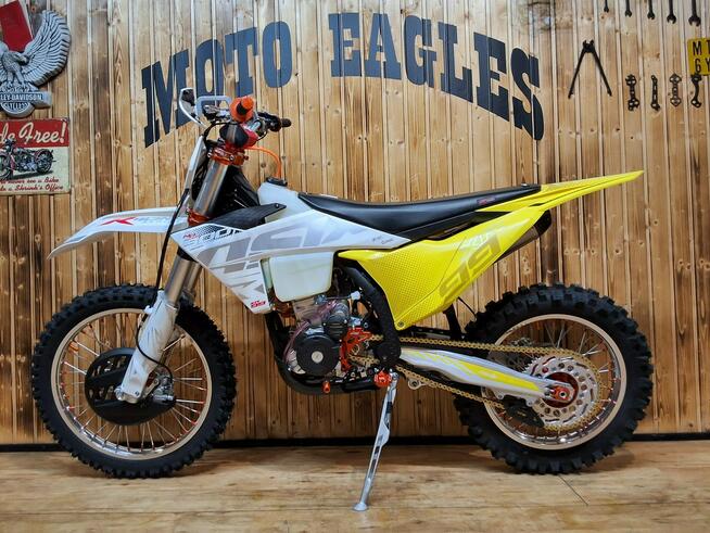 ASIX Inny XR-99 ASIX XR99 CROSS kros o pojemności 300 z 26 konnym silnikiem HIT