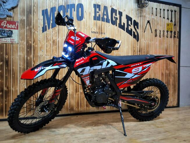 ASIX Inny XT 97 ASIX XT-97 CROSS kros o pojemności 300 z 26 konnym silnikiem HIT