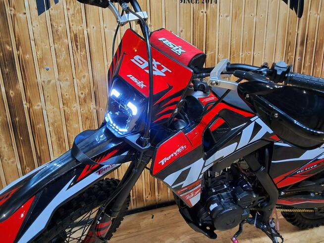 ASIX Inny XT 97 ASIX XT-97 CROSS kros o pojemności 300 z 26 konnym silnikiem HIT