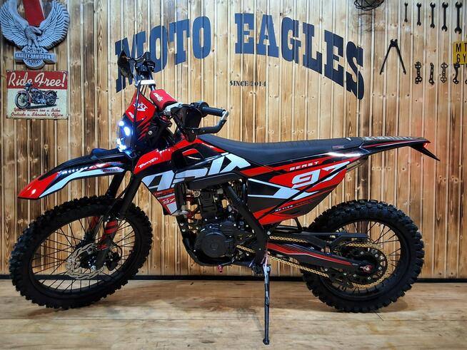 ASIX Inny XT 97 ASIX XT-97 CROSS kros o pojemności 300 z 26 konnym silnikiem HIT