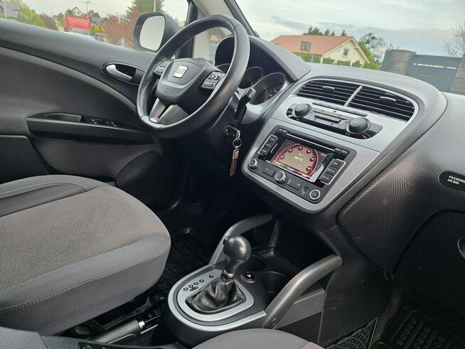 Seat Altea AUTOMAT *xenon* nawigacja* stan BDB* 2 komplety opon