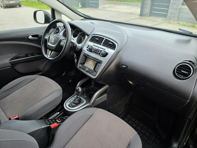 Seat Altea AUTOMAT *xenon* nawigacja* stan BDB* 2 komplety opon