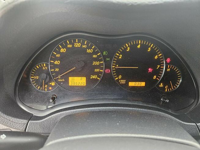 Toyota Avensis 1,8 benzyna