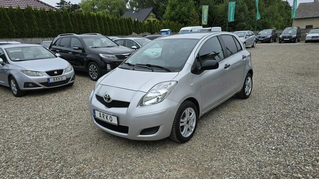 Toyota Yaris 8x airbag, Start Stop