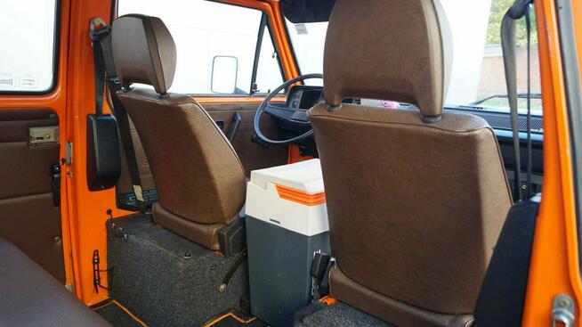 Volkswagen Transporter 2.0 Boxer Powietrze 9-osób Stan BDB Zarejestrowany LUXURYCLASSIC