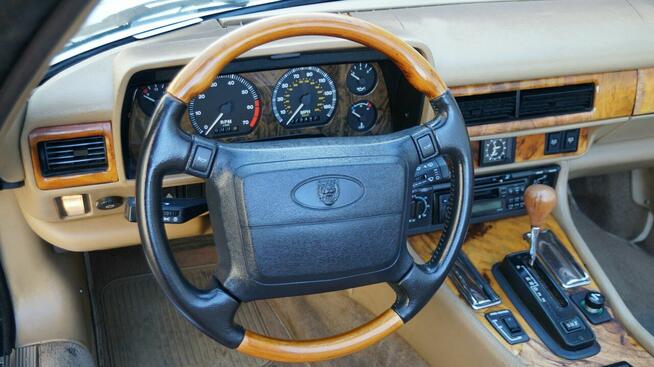 Jaguar XJS Celebration 2+2 Cabrio Automat 4.0 LUXURYCLASSIC