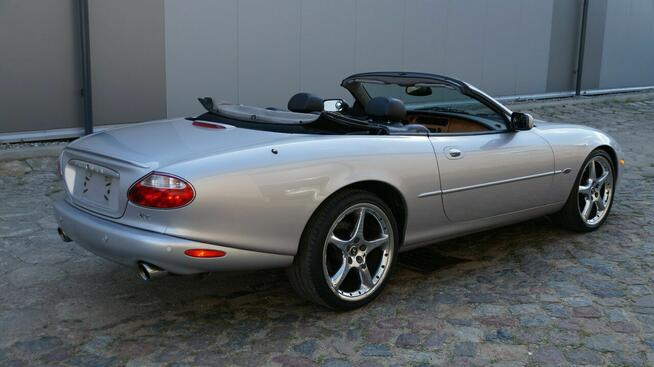 Jaguar XK8 XKR Supercharged 362km 20cali BBS Skóra Navi LUXURYCLASSIC