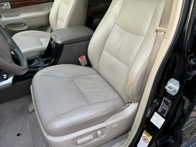 Toyota Land Cruiser 3.0 Diesel 4x4 Automat skóra 8-osób Hak Monitory Lift 2 cale