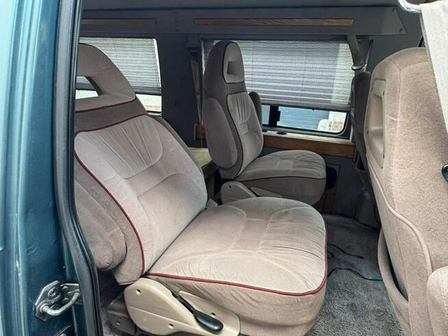 Ford Econoline 5.8 v8 200km Automat Salonka Hak Klima LUXURYCLASSIC