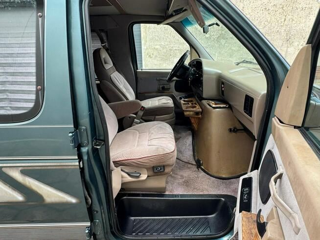 Ford Econoline 5.8 v8 200km Automat Salonka Hak Klima LUXURYCLASSIC