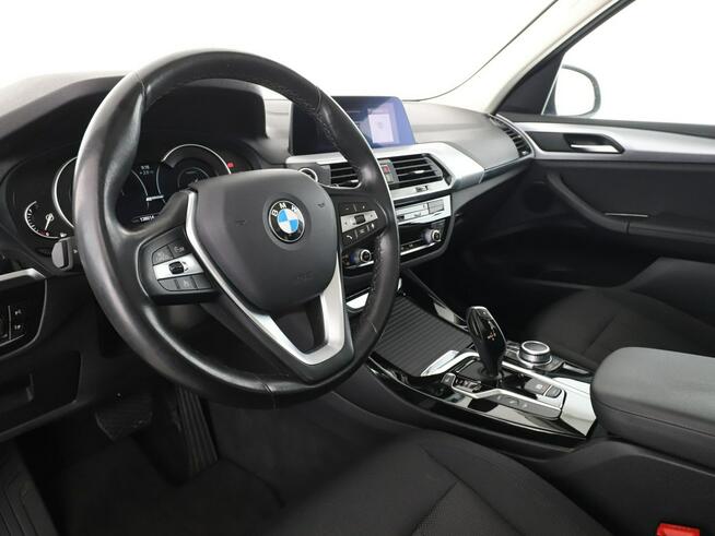 BMW X3 xDrive 30e Advantage FV23% PHEV automat navi kamera hak panorama Blth