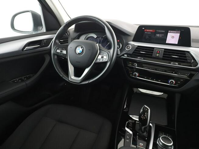 BMW X3 xDrive 30e Advantage FV23% PHEV automat navi kamera hak panorama Blth