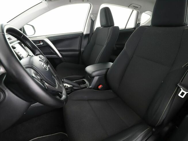 Toyota RAV-4 Dynamic navi kamera BiLED Bluetooth tempomat