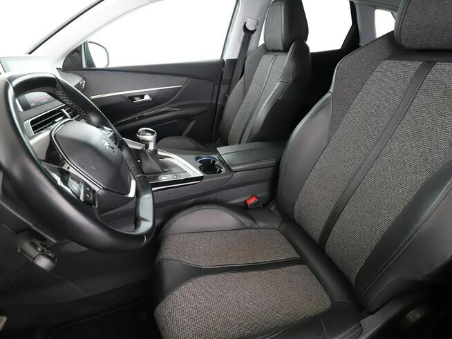 Peugeot 3008 navi virtual cocpik półskóra kamera i czujniki parkowania
